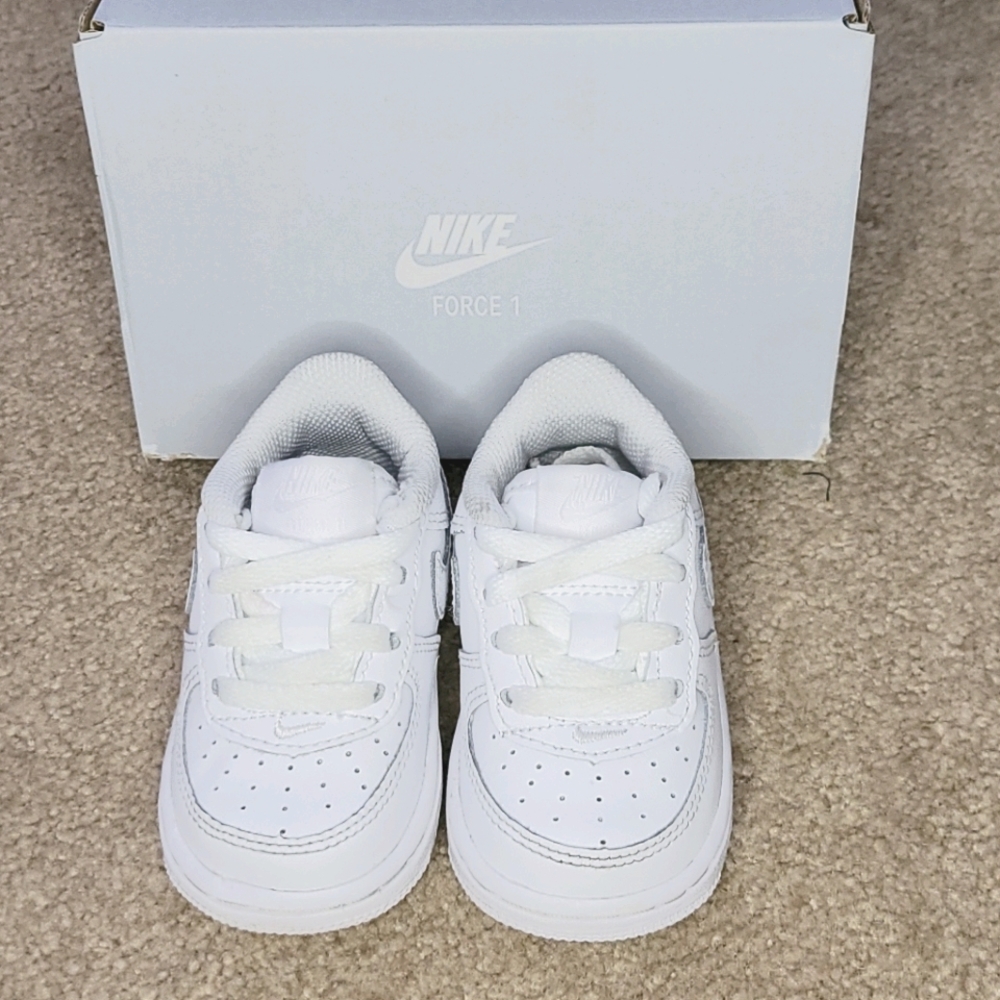 infant Nike Air Force 1's